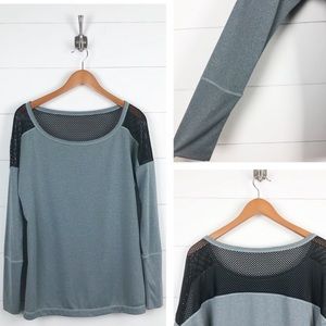 Zella Women’s Gray and Black Striped Long Sleeve